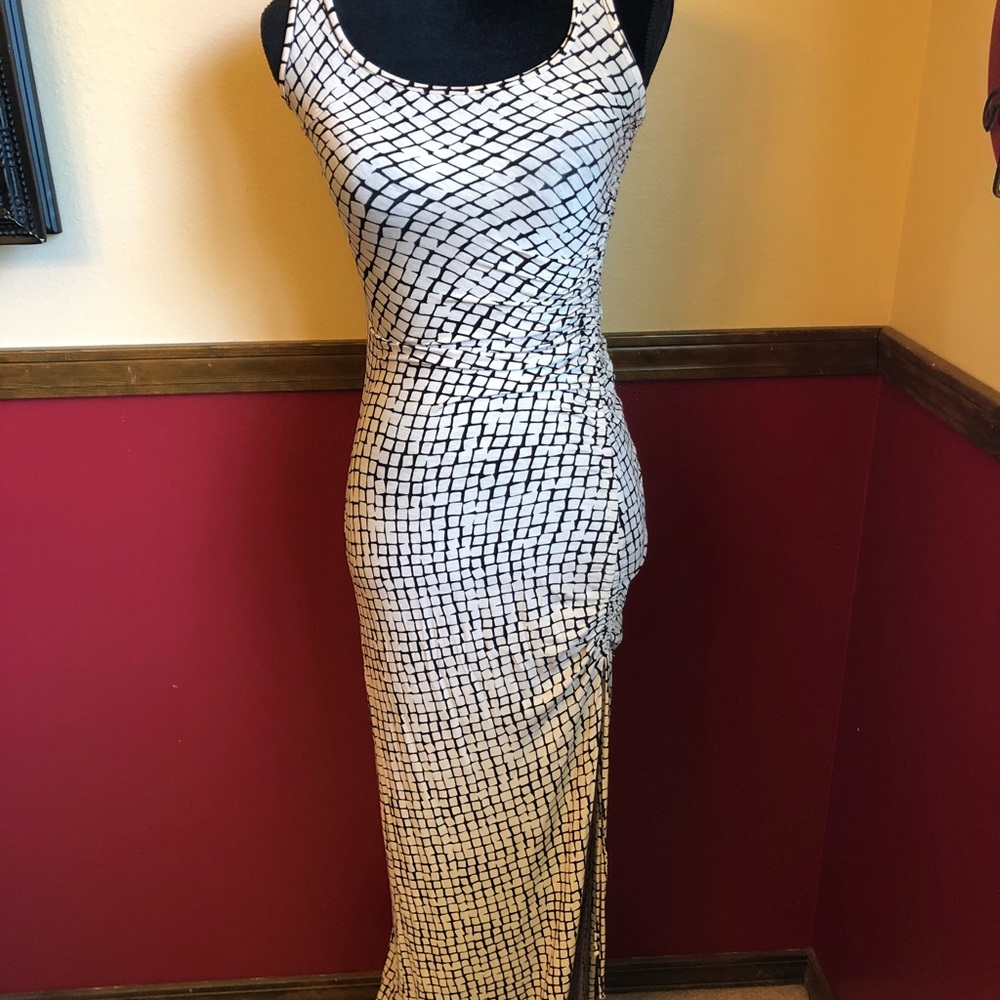 Three Dots Maxi Dress Size Small